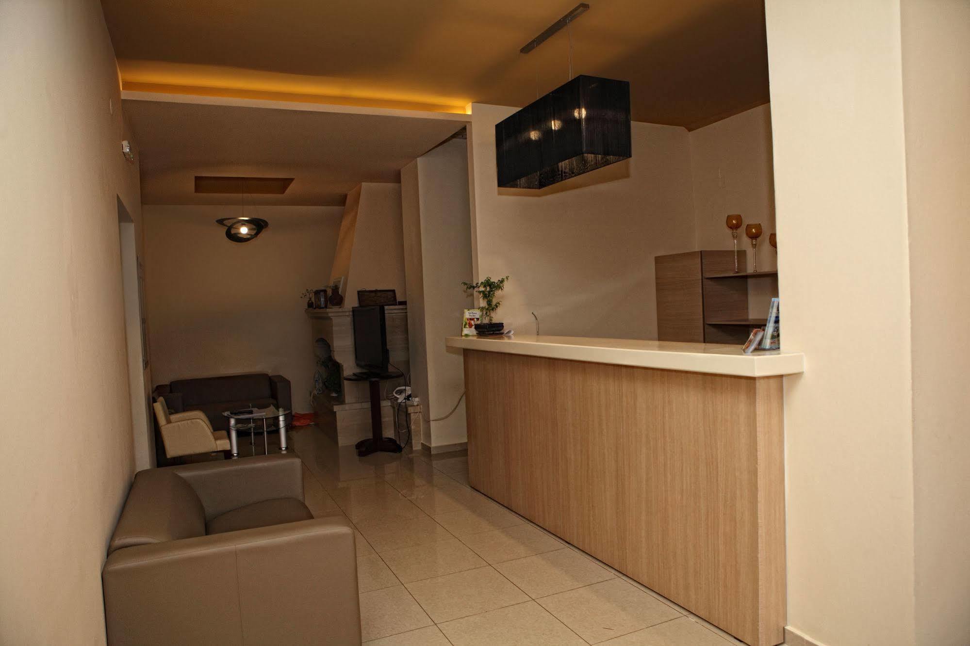 Niriides Beach Hotel Retimno Zewnętrze zdjęcie